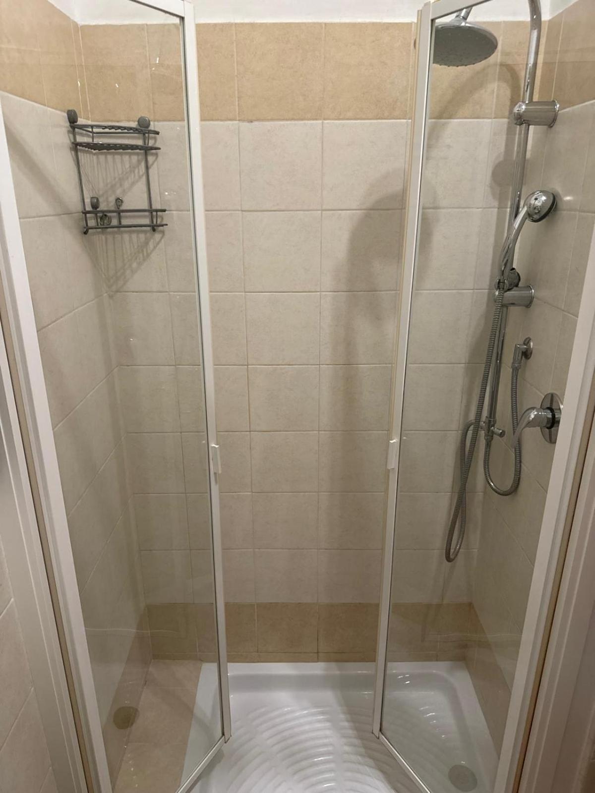 Trani B&T Rooms ローマ エクステリア 写真
